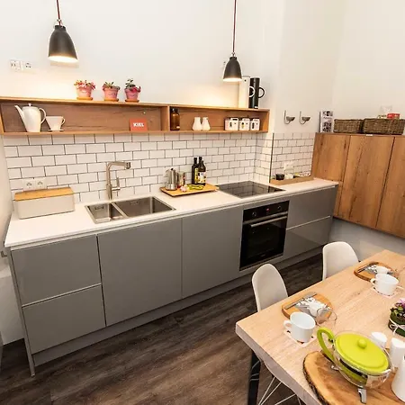 Quartier Апартаменты *